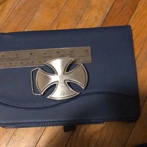 Iron cross belt buckle